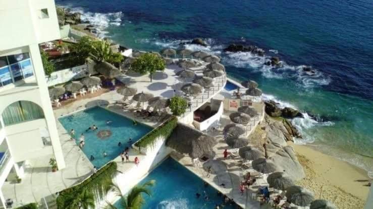 Suite En Torres Gemelas A Pie De Playa 611 Acapulco Exterior foto